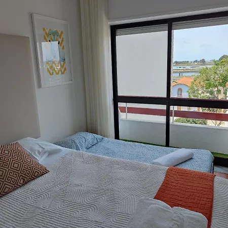 Aveiro City Hotel 招待所 阿威罗