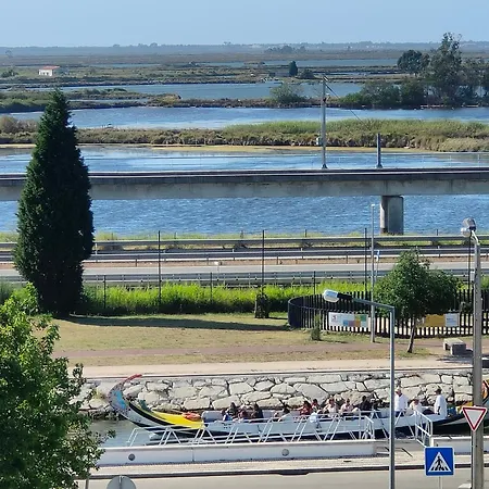 Aveiro City Hotel Konukevi *